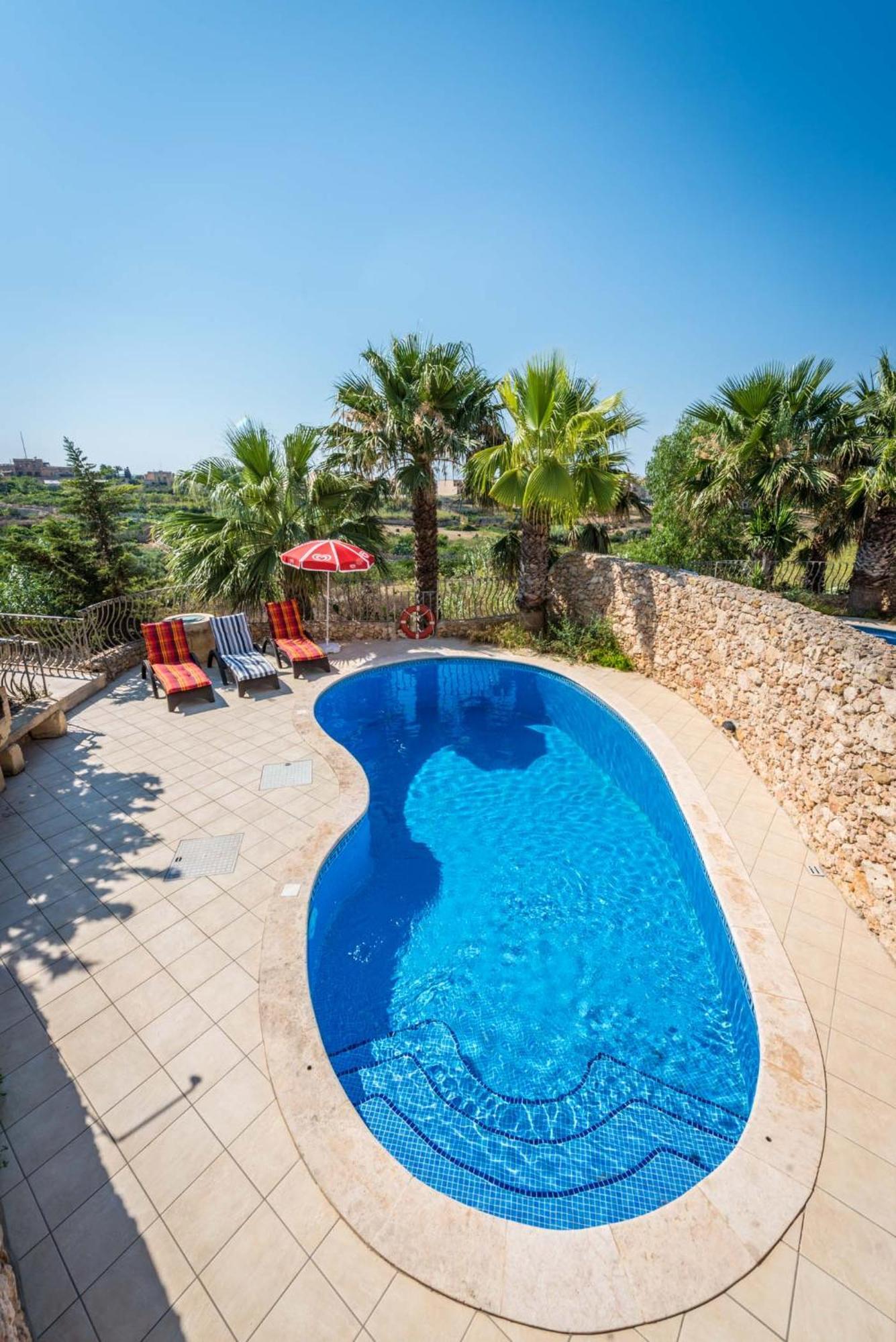 Holiday home 3 Bedroom With Private Pool And Views *