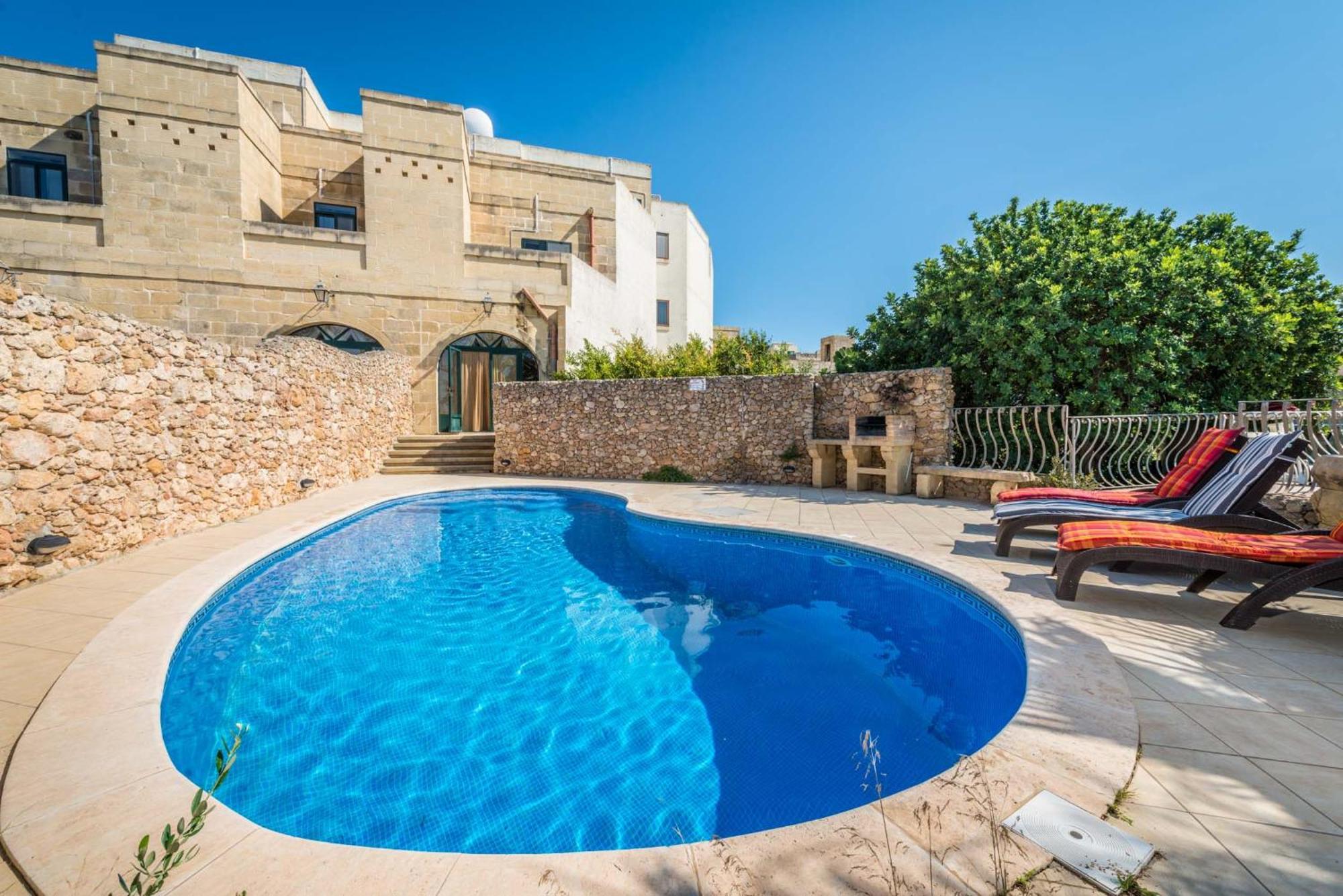 Holiday home 3 Bedroom With Private Pool And Views *