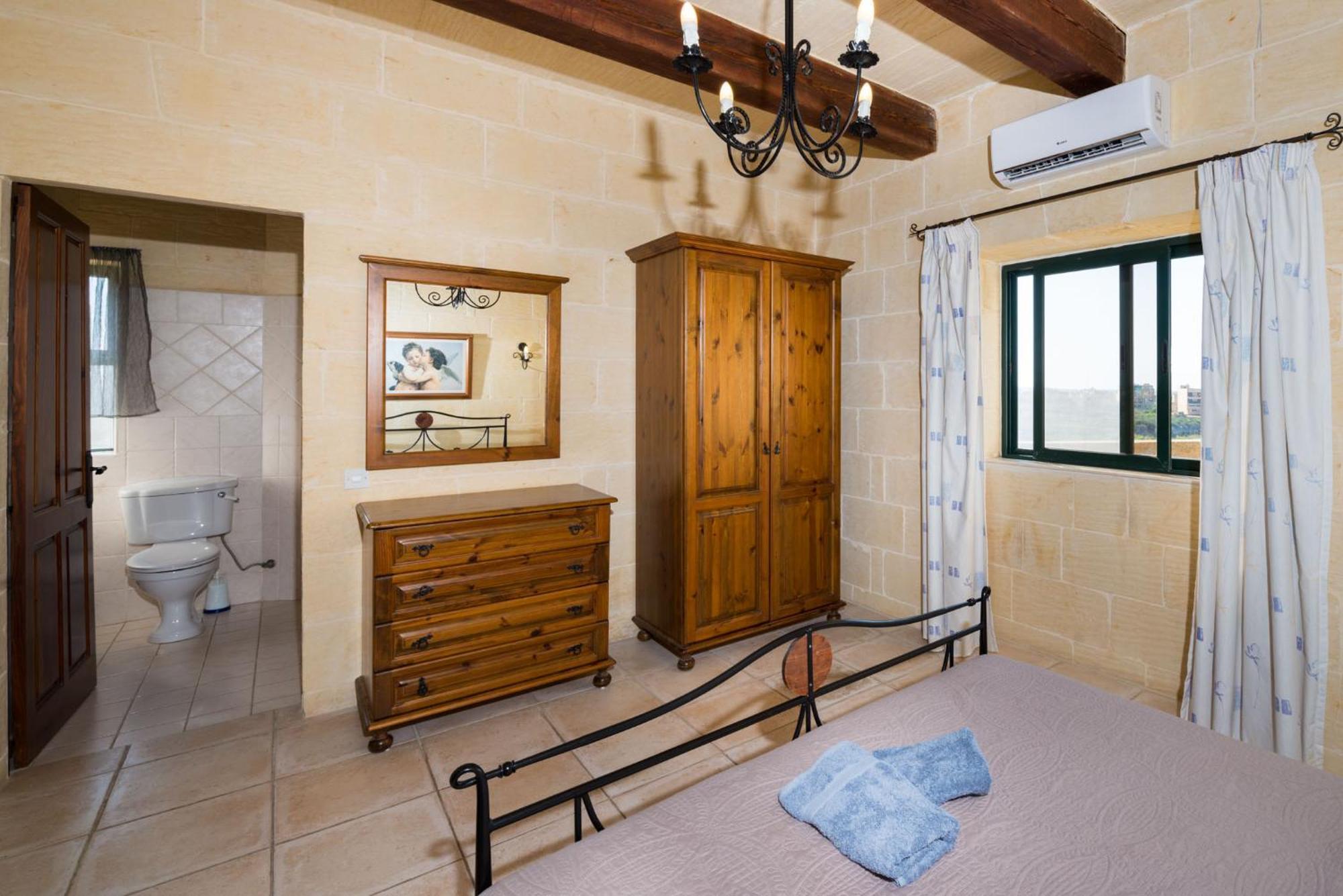 Holiday home 3 Bedroom With Private Pool And Views