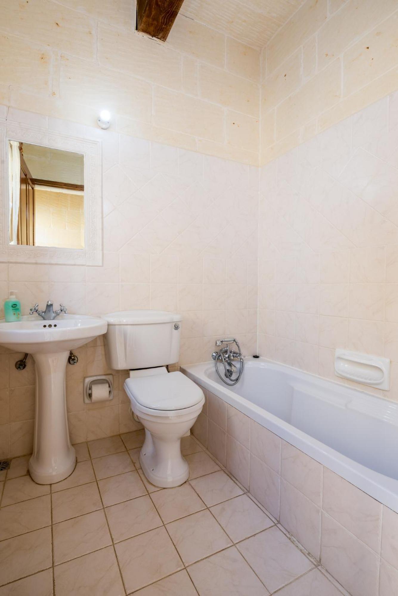 Holiday home 3 Bedroom With Private Pool And Views Nadur
